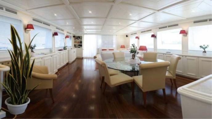 2003 CUSTOM LINE NAVETTA 30 